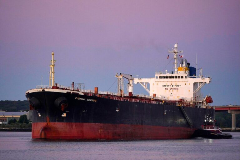 India provides protection for Russian oil tankers via a Dubai business.