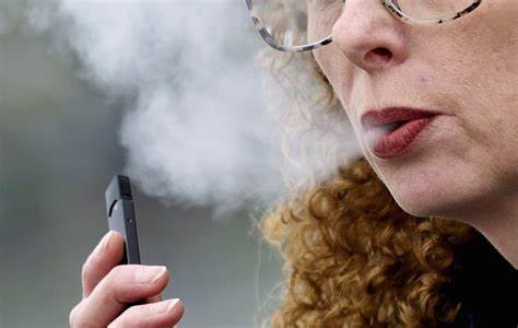 US vaping manufacturer ordered to remove e-cigarettes from store shelves.