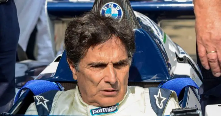 Nelson Piquet claims he did not use a racial slur but apologizes to Lewis Hamilton.